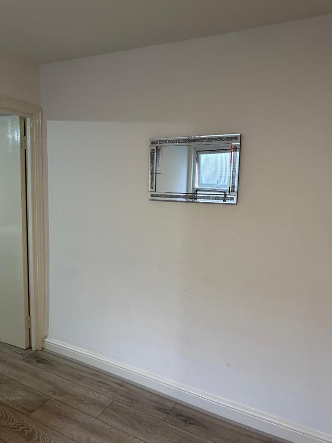 Beautiful Hoe Street First Floor One Bedroom Apartment B Walthamstow London Exterior photo